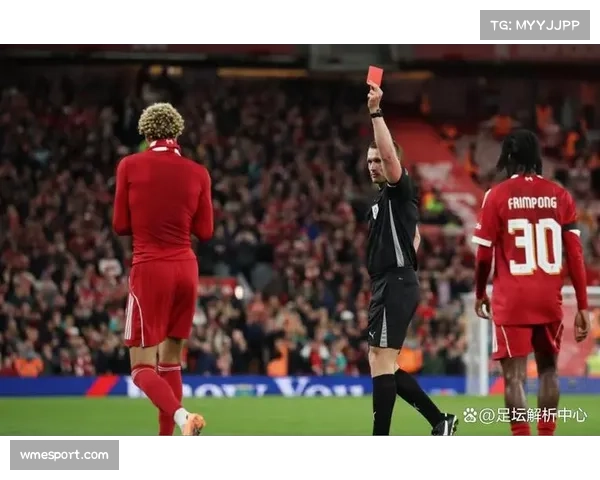 利物浦季前热身实验性轮换,下半场11上11下引战术热议 利物浦季前热身实验性轮换,下半场11上11下引战术热议